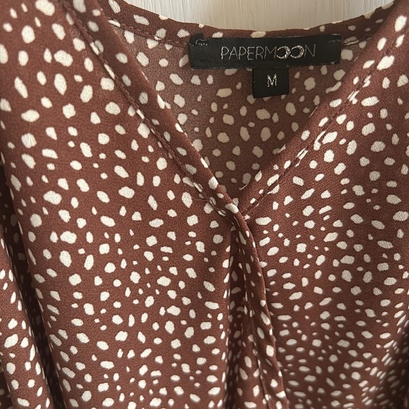 Faux wrap top - Picture 3 of 8